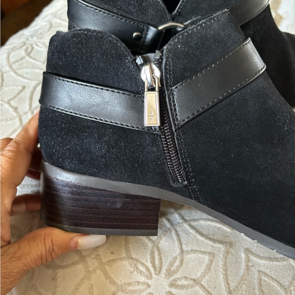 Reaction Kennth Cole - Picture 4 of 7